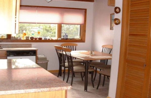 Sussex County Casa | Una casa atrás 8/24 a 8/31 Abierto + septiembre y octubre
