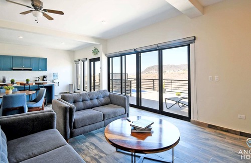 Colina del Sol Casa | Ocean and Mountain Views with Private Plunge Pool