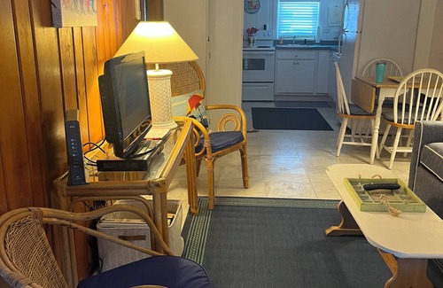 Rehoboth by the Sea Cabaña | Ocean Block Cozy Beach Cottage -Pasos de la playa