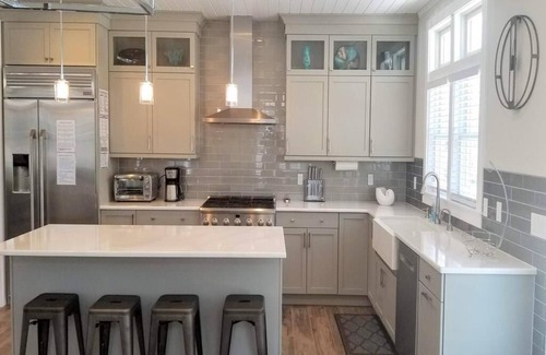 North Beach Haven Casa | Ocean Block with Pool in Brant Beach!