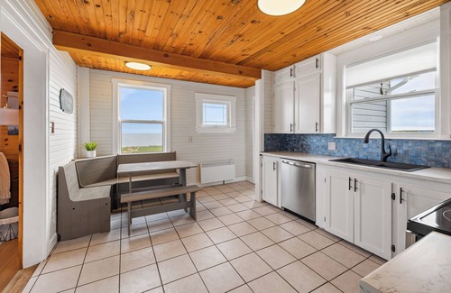Elmira Casa | Ocean Blue Beach House