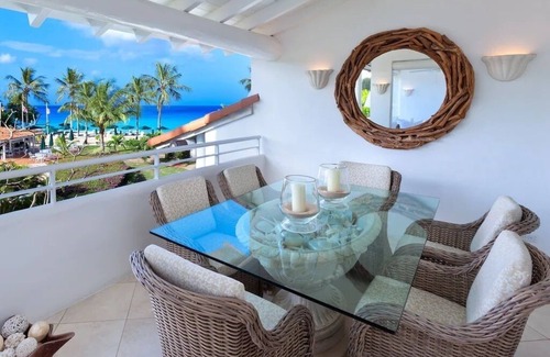 Porters Apartamento | Ocean Blue Luxury Apartment - Beachfront - Glitter Bay 203