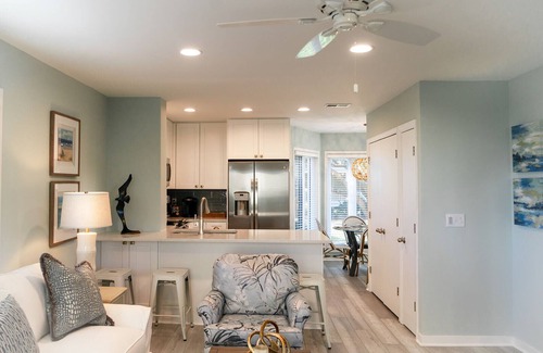 Isle of Palms Condominio | "Ocean Breeze" - Casi frente al mar con toneladas de vistas al mar