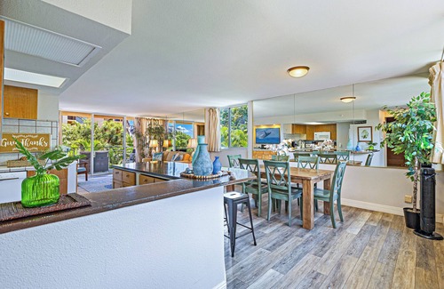 Kahana Complejo | Ocean Breeze at Jazz -Cozy 2BR/2BA, View, Pool, AC, Beach Access &Top Location
