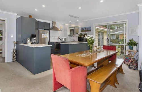Ruakaka Casa | OCEAN BREEZE BACH - RUAKAKA BEACH HOLIDAY HOME in Ruakaka