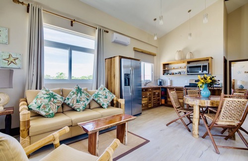 Placentia Hotel | Ocean Breeze