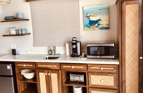 Placentia Hotel | Ocean Breeze