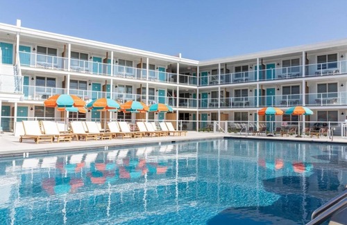 Cape May Casa | Ocean Breeze & Easy Living – Outdoor Pool, Bikes & Beachfront Relaxation