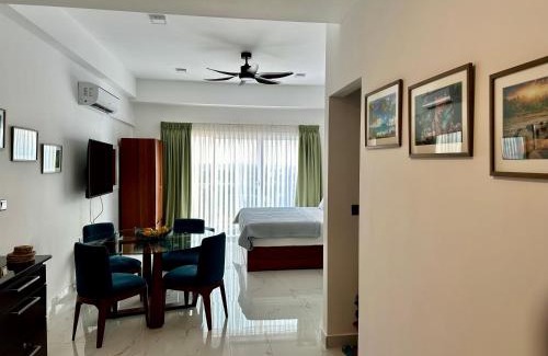 Negombo Apartamento | Ocean Breeze Hotel Residencies BritLanka Apartments Negombo