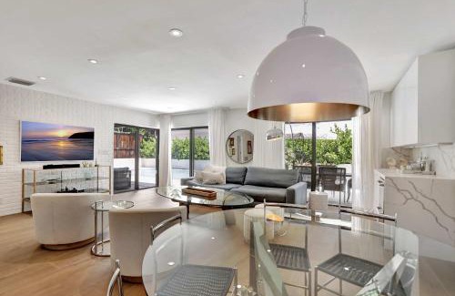 Pompano Beach Casa | Ocean Breeze Villa - 3 BDR Pool