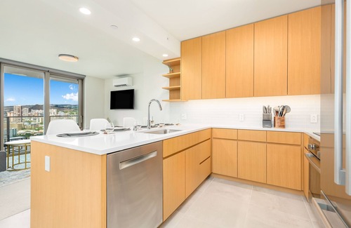 Ala Moana Condominio | Ocean-City Luxurious Vacation at the Sky Ala Moana with Amazing Amenities