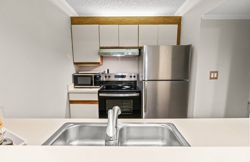 Briarcliffe Acres Condominio | Ocean Creek 2244 2nd floor w/elevator pools beach