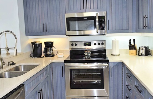 Briarcliffe Acres Condominio | Ocean Creek Tower North J4! Oceanview 3 Bedroom/ 3 Bath. Tons of Amenities!