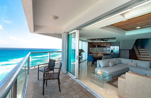 Punta Cancún Hotel | Ocean Dream Cancun by GuruHotel