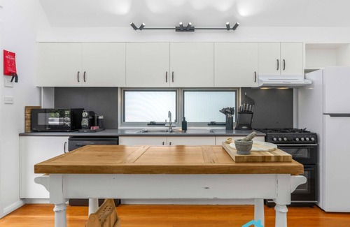 Culburra Beach Casa | Ocean Dunes - Absolute Beachfront with Fireplace