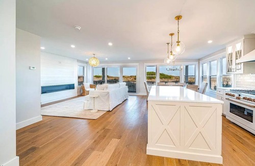 Gold Coast Condominio | Ocean Dunes - exclusive ocean front setting with direct access to beach