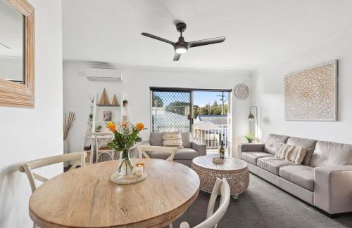 Coffs Harbour Casa | Ocean Echoes Coffs Harbour- Short walk to the beach, Cafes and clubs!