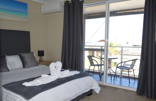 Dawesville Casa | OCEAN ESTUARY VIEW IN DAWESVILLE