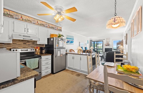 Myrtle Beach Condominio | Ocean Forest Villas by Elliott Beach Rentals