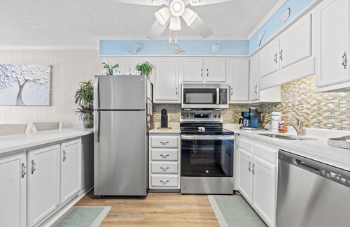 Myrtle Beach Condominio | Ocean Forest Villas by Elliott Beach Rentals