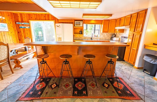 Ucluelet Cabaña | Ocean Friendly Amenities & Hot Tub
