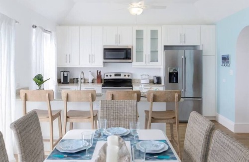 St. George's Apartamento | Escape to one of Bermudas best ocean front accommodations