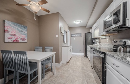 The Pines Condominio | Ocean Front 3BR 3 BA Condo in Rehoboth Beach