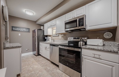 The Pines Condominio | Ocean Front 3BR 3 BA Condo in Rehoboth Beach