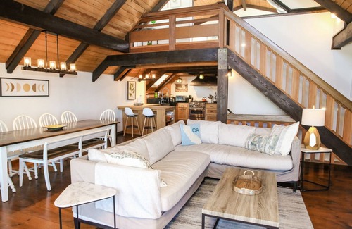 San Simeon Casa | Ocean Front Beach Home on Moonstone, Multiple decks, game room and views!