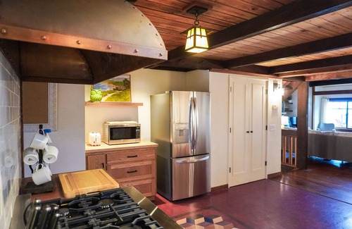 San Simeon Casa | Ocean Front Beach Home on Moonstone, Multiple decks, game room and views!