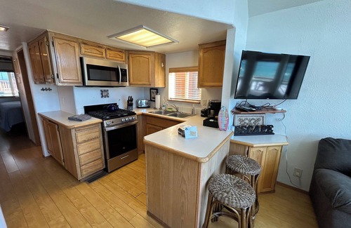 Smith River Cabina | Ocean Front Cabin 11 with Private Jacuzzi & Superb Views