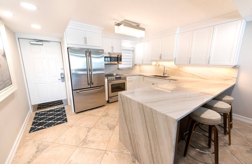 Satellite Beach Condominio | Ocean Front Complex -Hermosas vistas al mar! ¡No puedo acercarme más al océano!