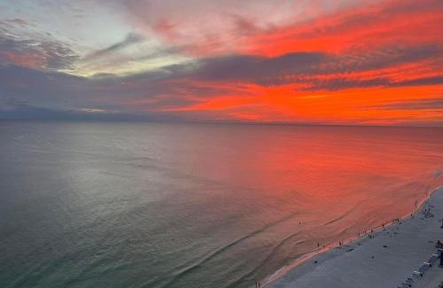 Panama City Beach Apartamento | OCEAN FRONT CONDO w INCREDIBLE VIEWS