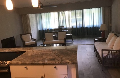 Estate Golden Rock Condominio | Ocean front condo complex, 2 bed, 2 bath with a pool. Saltwater lagoon view.