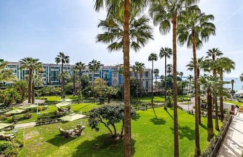 Cannes City Centre Apartamento | Ocean Front family apartment at Mondrian Hotel on the Croisette
