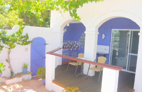 Prevelly Apartamento | Frente al mar de temática griega: DESPERTAR con vistas al océano, espacio abierto a la playa - Senderos para caminar