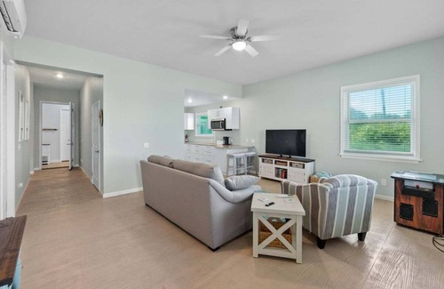 Flagler Beach Casa | Ocean front home in Flagler Beach! Dog friendly! Sleeps 8!