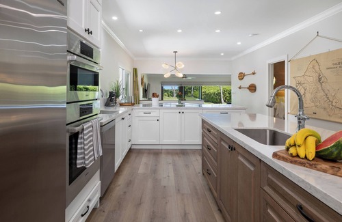 Kailua Casa | Ocean Front Center of Kailua Bay! Best Location!!