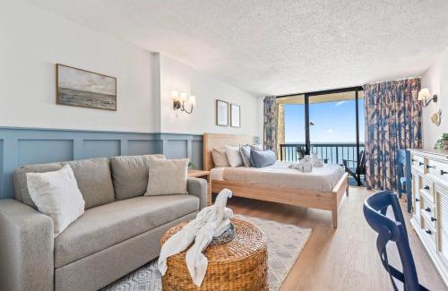 Myrtle Beach Apartamento | Ocean Front King Studio-Resort Building-Sleeps up to 3