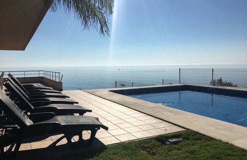 Calafat Villa | Frente al mar Gran Villa de lujo con piscina.