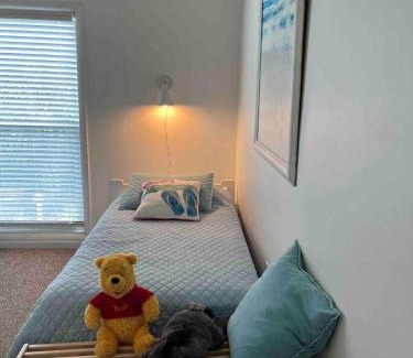 Almont Apartamento | Ocean Front on Crescent Beach