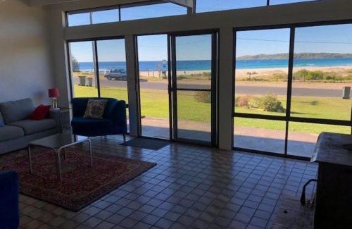 Bawley Point Casa | Ocean Front on Malibu