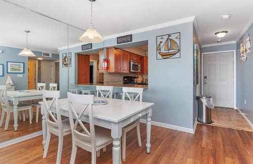 Caswell Beach Condominio | Ocean Front Paradise: 2 BR / 2 BA condominio en Caswell Beach, capacidad para 4