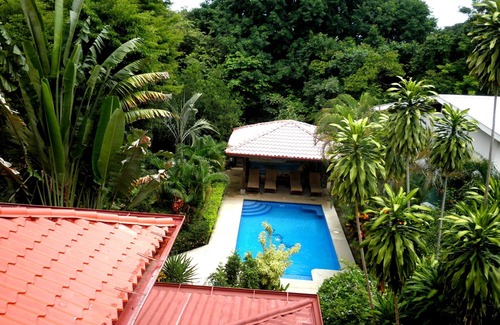 Playa Guiones Apartamento | Ocean Front Studio, Playa Guiones, propiedad de 5 estrellas, la mejor ubicación posible,