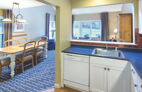 Jamestown Casa | Ocean Front Townhome Resort Newport Bridge Wyndham Overlook