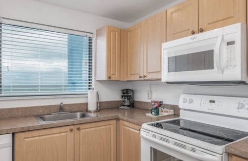 Hutchinson Island South Complejo | Ocean Front Two Bedroom Condo, Jensen Beach, FL 2194980