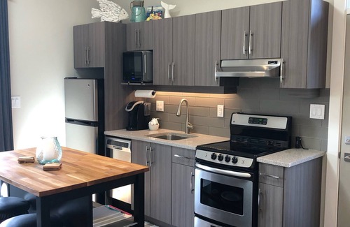 Port Renfrew Apartamento | Suite de vacaciones frente al mar - El cuento de ballena