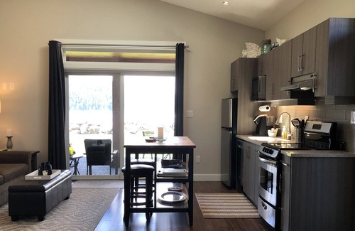 Port Renfrew Apartamento | Suite de vacaciones frente al mar - El cuento de ballena