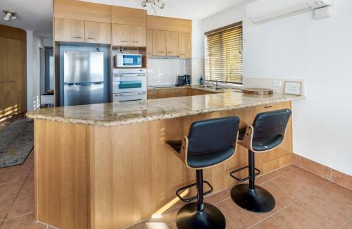 Moffat Beach Apartamento | Ocean Front Views with Rooftop Terrace