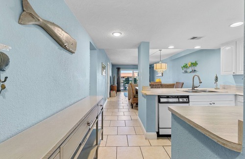 Point East Condominio | 🏖️Ocean Front with Great Views | Awesome Amenities | Point East 320🏖️